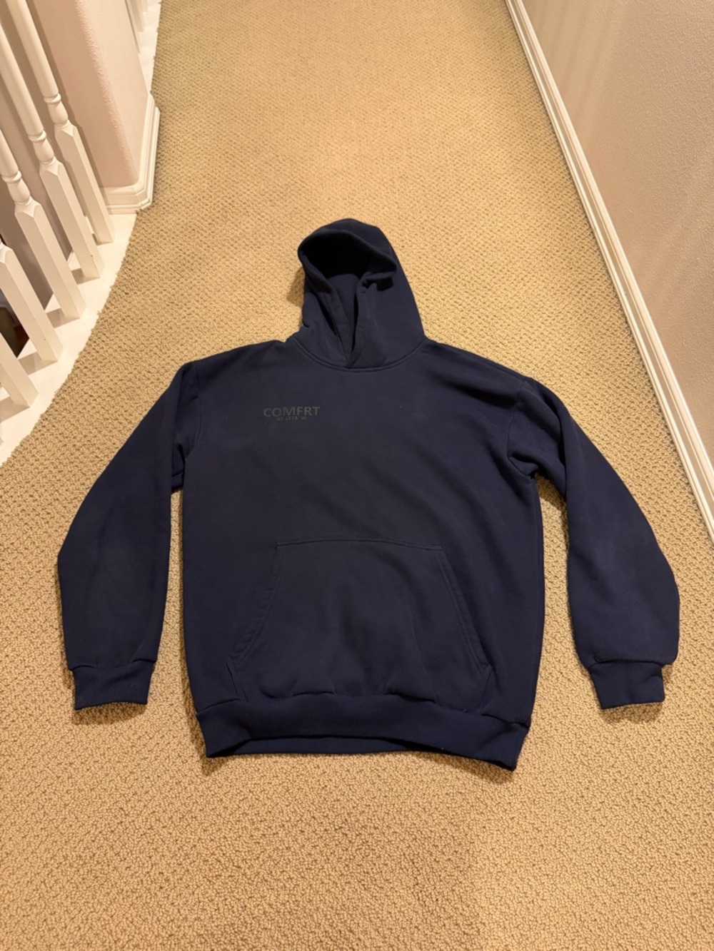 Comfrt 80.1918 W Travel Essentials Plane Hoodie Sweatshirt Black (Men’s Medium)